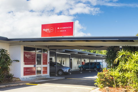 Nightcap At Balaclava Hotel - Bed n Breakfasts 2