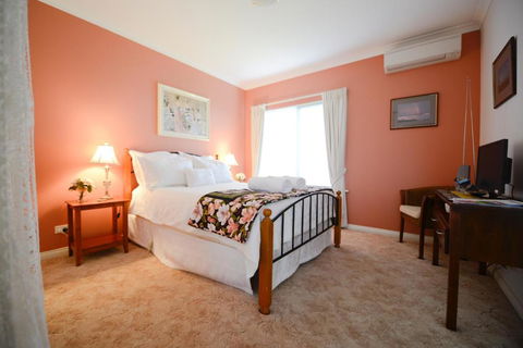 A Tranquil Retreat - Bed n Breakfasts 6