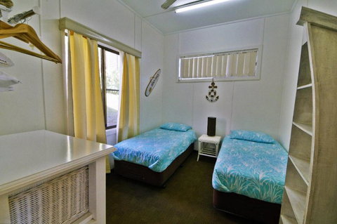 AAA Views 2 View Street - Local Tourism 7