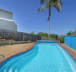 Relax at Lighthouse 4 Lighthouse Road - Accommodation Australia
