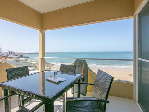 Avalon 3 Views To Die For Across The Road From Convent Beach - Australia Shopping 6