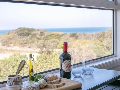 Avalon 3 Views To Die For Across The Road From Convent Beach - Australia Shopping 2