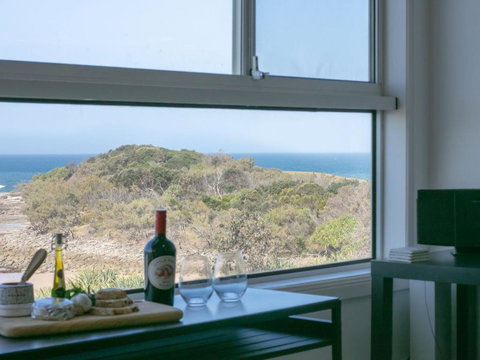 Avalon 3 Views To Die For Across The Road From Convent Beach - Australia Shopping 1