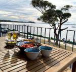 6 SHOAL TOWERS 11 SHOAL BAY RD STUNNING WATER VIEWS  PERFECT LOCATION - Accommodation Australia