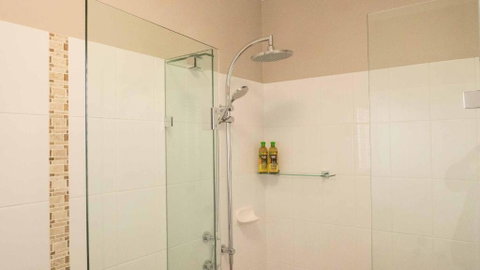 Rezare House Bed & Breakfast - Australia Shopping 2