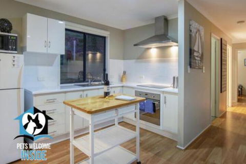 Almost New + Sea & Lake Views - Local Tourism 2