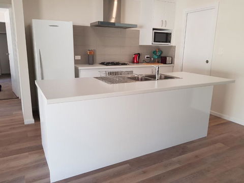 Towncrackers Guest House - Local Tourism 4