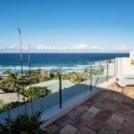 Tuscan Inspired Townhouse Minutes From The Beach - Accommodation Australia 0