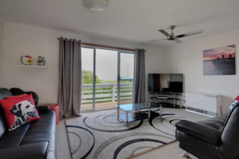 Rocky Point - Accommodation Australia 0
