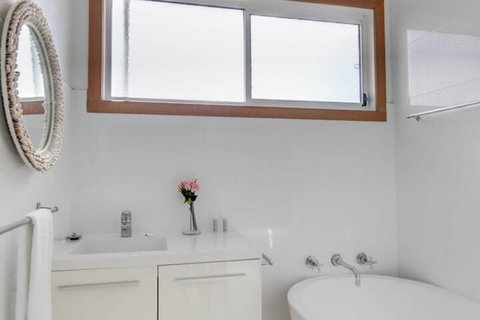 Rocky Point - Accommodation Australia 7