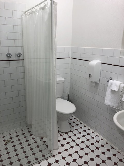 Adelaide Airport Motel - Australia Shopping 3