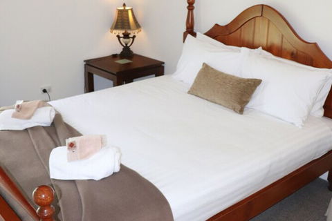 Mapleton Falls Farm House - Accommodation Australia 4