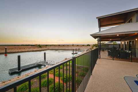 8 Kestrel Place - Australia Shopping 1