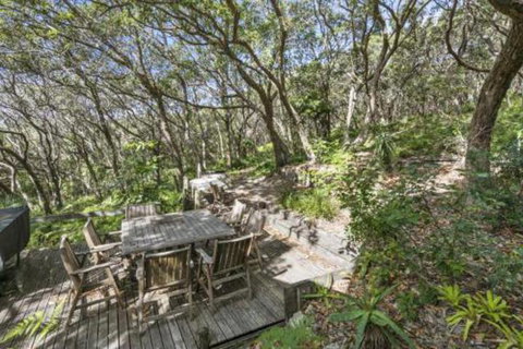 Alinjarra 13 Waller Court - Australia Shopping 3