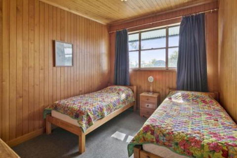 Alinjarra 13 Waller Court - Australia Shopping 4