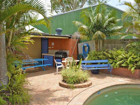 5 Ocean Breeze Shoal Bay Avenue Fabulous Location Opposite Shoal Bay Beach! - Accommodation Australia 6