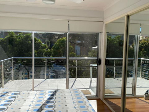 Ultimate Beach House 19a Graham Street Views Peace & Quiet - Accommodation Australia 6