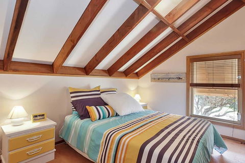 Birubi Beach House 14 Campbell Avenue Fantastic House & Close To The Surf Beach - Australia Shopping 6