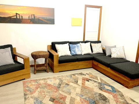Birubi Beach House 14 Campbell Avenue Fantastic House & Close To The Surf Beach - Australia Shopping 4