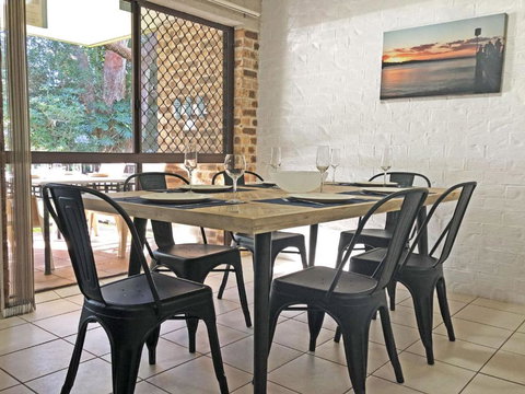 23 Bay Parklands 2 Gowrie Avenue Little Beach Air Con Pool & Tennis Court - Accommodation Australia 1