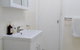 Large 5 Bedroom House With Wifi & Netflix Close To Taronga Western Plains Zoo - thumb 2