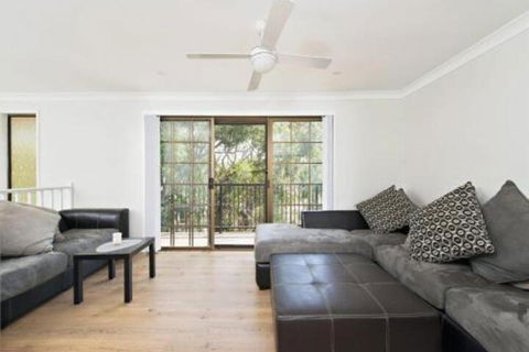 Amaroo Retreat At Fingal Bay - Accommodation Australia 5