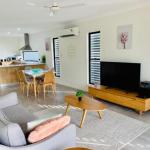 WHITSUNDAY Brand New Townhouse Close To Boardwalk - Accommodation Australia 1