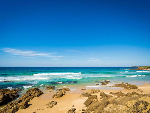 81 Dalmeny Drive Beach House - Australia Shopping 1