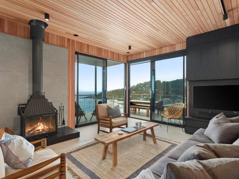 At Wye Eyrie With Arguably The Best Views In Town - Australia Shopping 3