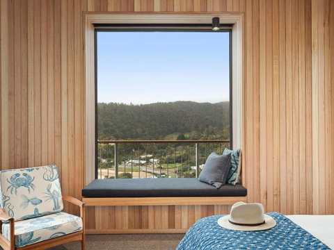 At Wye Eyrie With Arguably The Best Views In Town - Australia Shopping 6