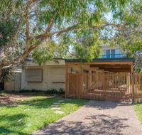 Ngungun Street 10 Dicky Beach - Accommodation Australia