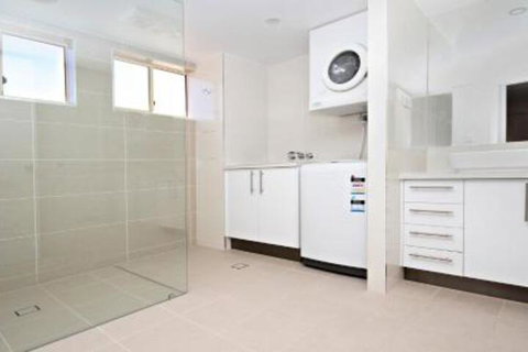 Alinga Unit 4 Amazing Ocean Views - Local Tourism 7