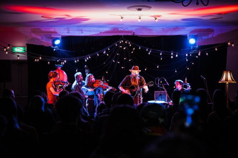 The Victoria Hotel Bathurst - Accommodation Australia 2