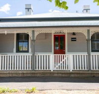 Red Door Cottage of Orange Heritage Home - Accommodation Australia