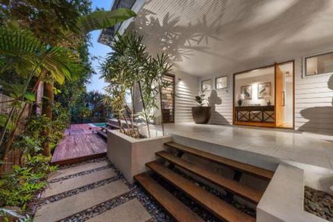 1 / 11 Angler Street - Accommodation Australia 2