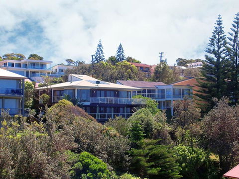 BEDARRA MOLLYMOOK BEACH - Accommodation Australia 6