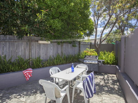 HARBOUR BREEZE ULLADULLA - Bed n Breakfasts 4