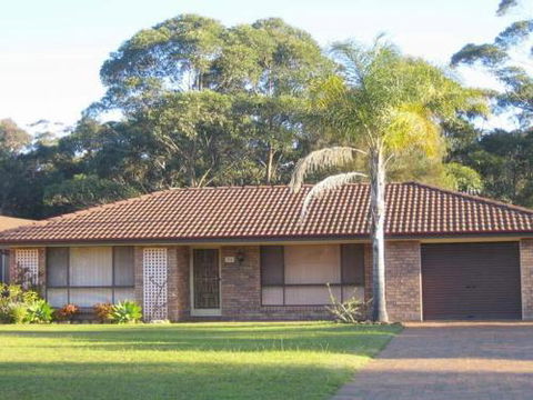 SEASCAPE In NARRAWALLEE - Accommodation Australia 5
