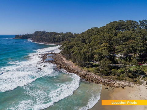 SEASCAPE In NARRAWALLEE - Accommodation Australia 6