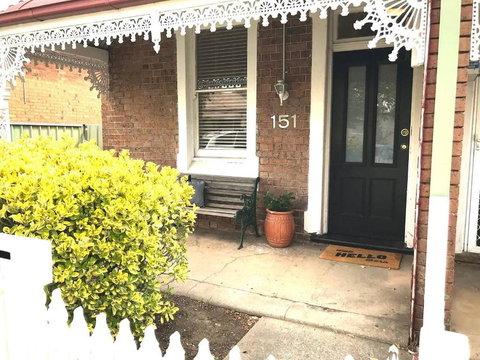 YSG The Edward Townhouse 151 Walk To Town - Accommodation Australia 3
