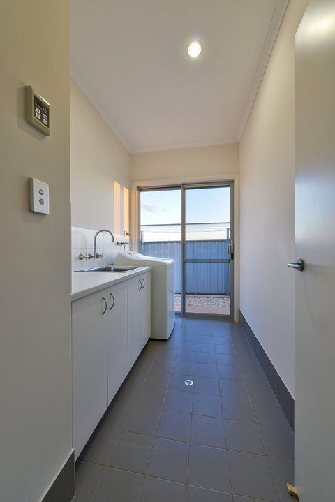 78 Madaffari Drive - Accommodation Australia 3