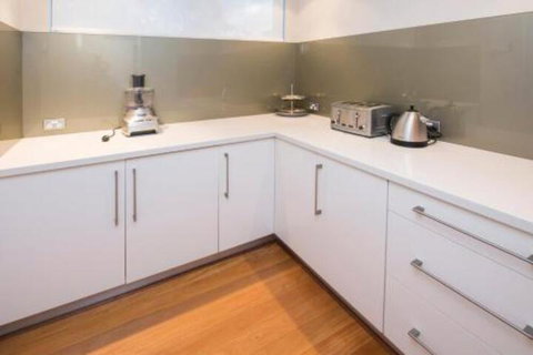 Opulent Oasis - Local Tourism 6