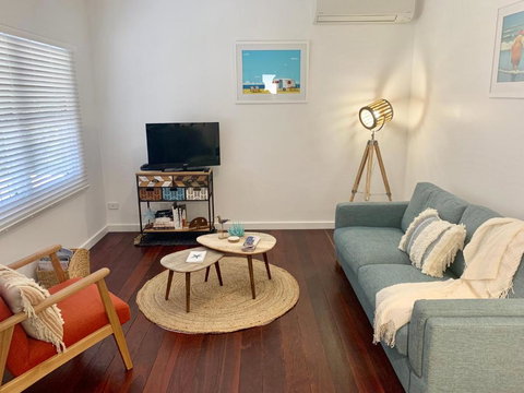 Yaringa Cottage...by The Sea - Accommodation Australia 4