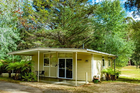 Russell Falls Holiday Cottages - Accommodation Australia 1