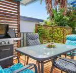 Sea Shack renovated 1950s beach house - Accommodation Australia