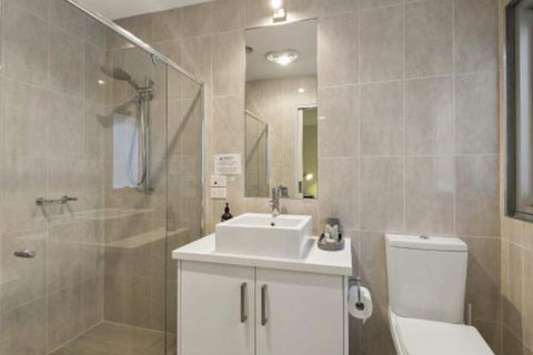 LOUTTIT BAY APARTMENT 1 Free Wifi Ocean Views & The Ultimate Location - Australia Shopping 2