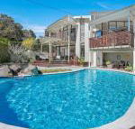 The Lighthouse Noosa Hill - Accommodation Australia