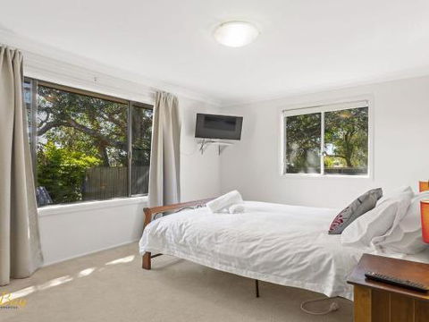 Blue Fish 41 Boulder Bay Road - Accommodation Australia 3