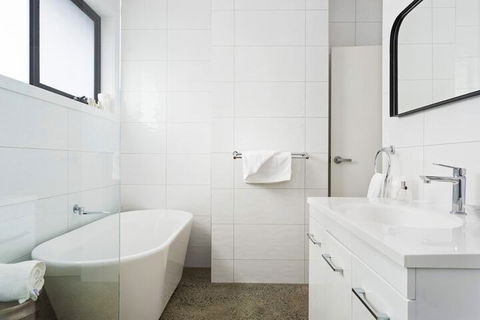 Embracing Evandale - Accommodation Australia 3