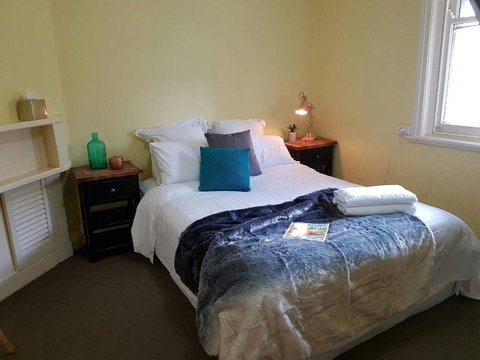 Cute Cottage On Byng Walk To Town & Pet Friendly - Accommodation Australia 3
